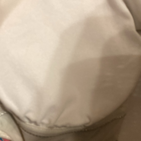 Swimsuit 12 - Picture 3 of 5